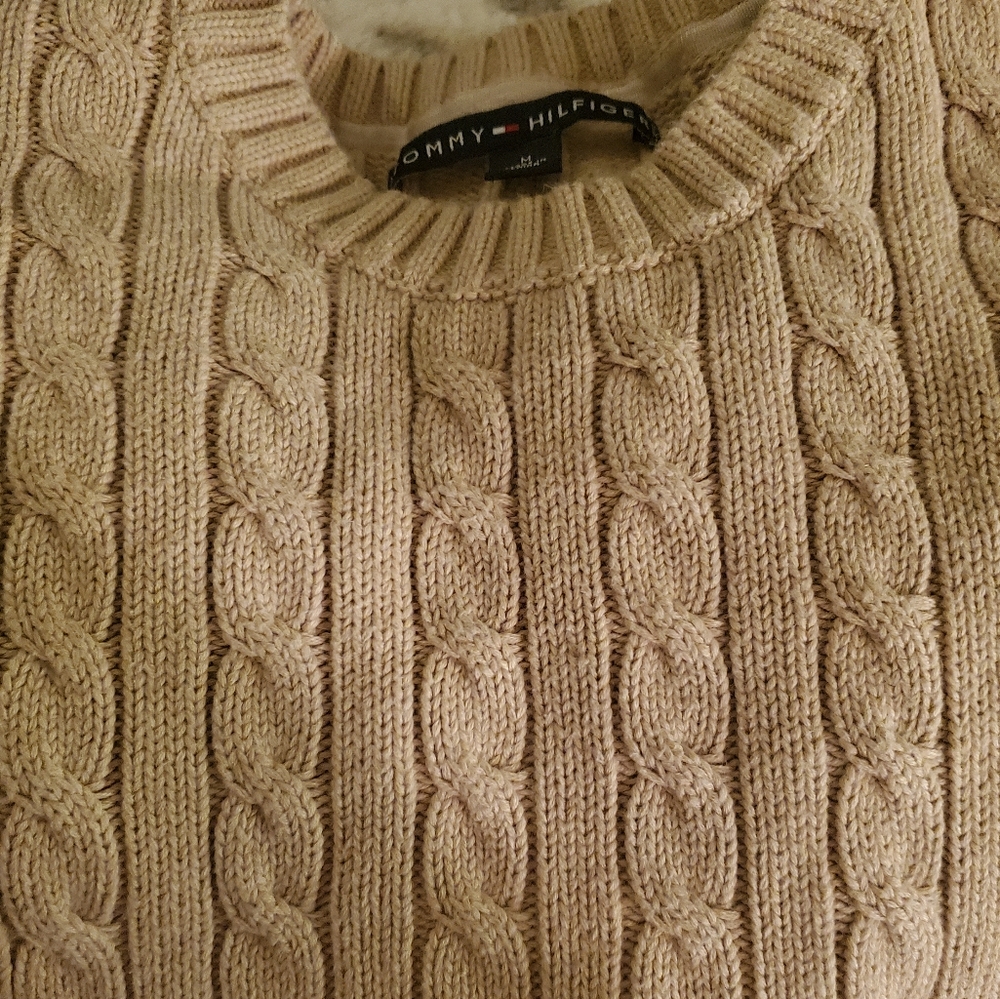 Tommy Hillfiger sweater